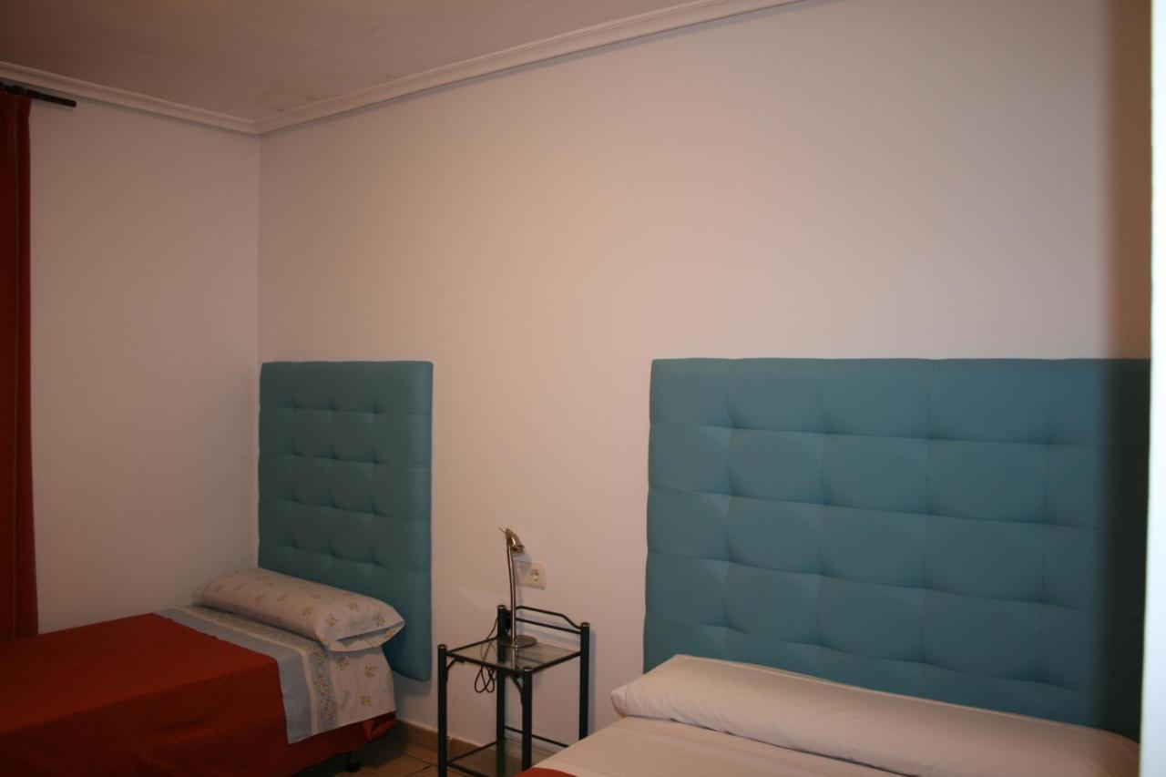 Mirador Del Ermitage Hotell La Bañeza Exteriör bild