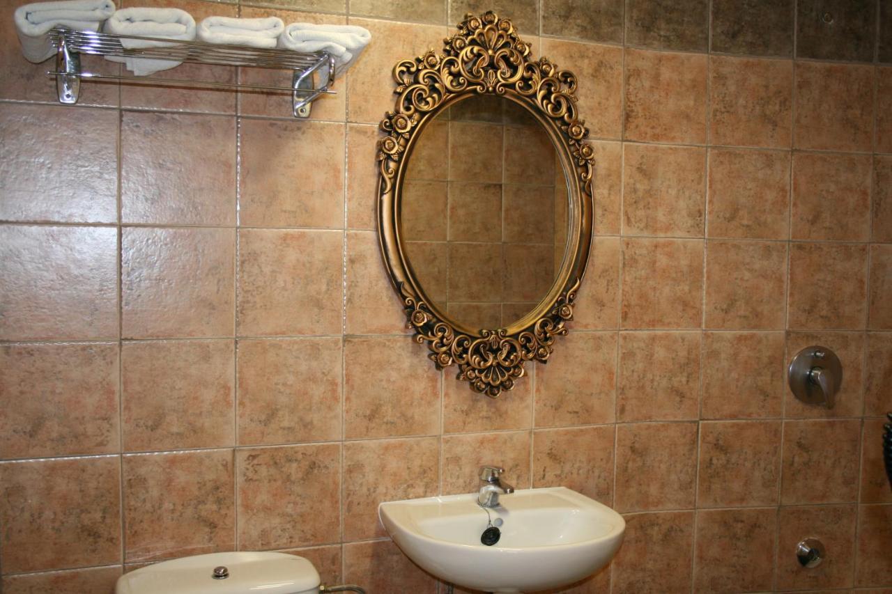 Mirador Del Ermitage Hotell La Bañeza Exteriör bild