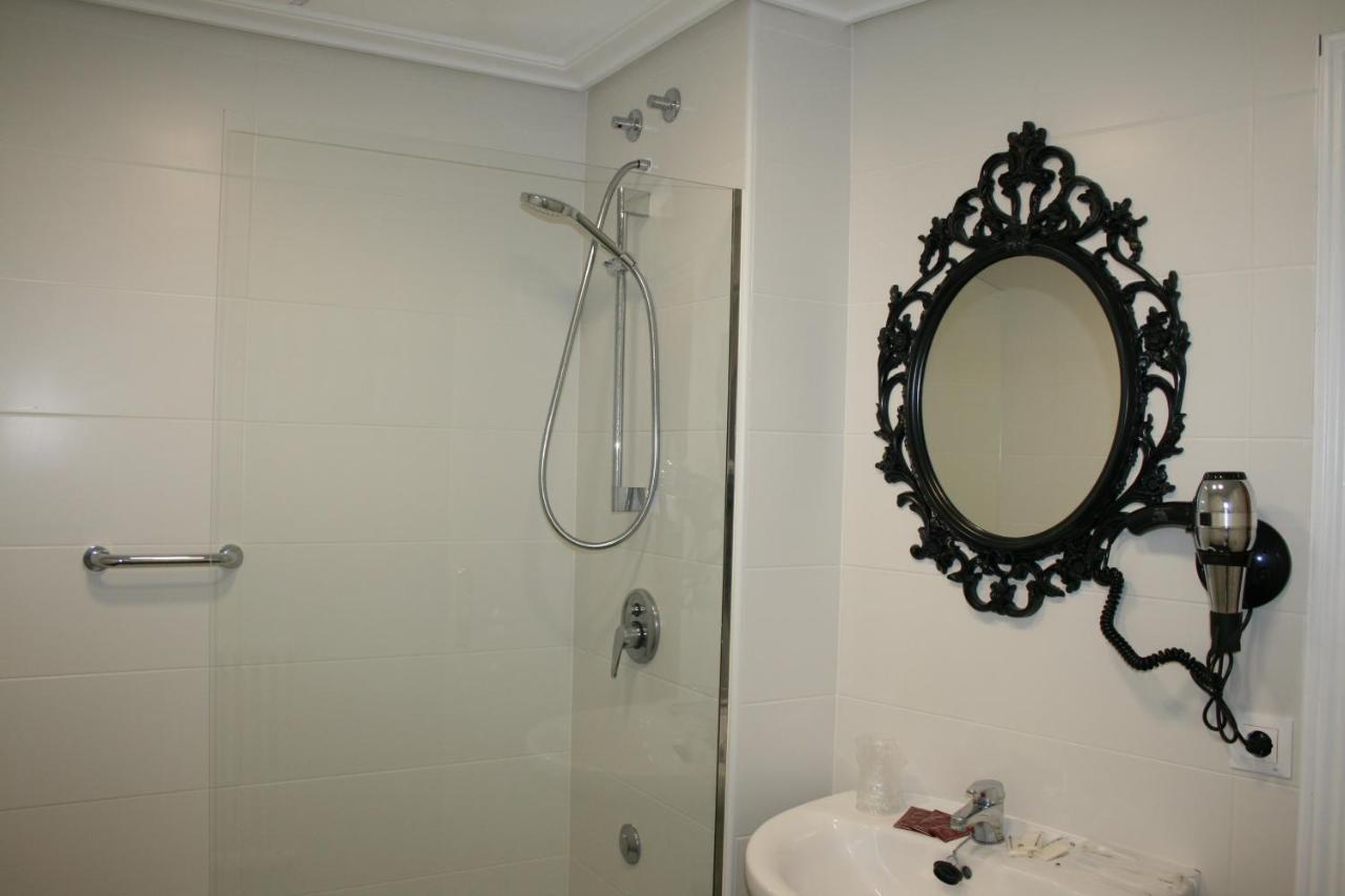 Mirador Del Ermitage Hotell La Bañeza Exteriör bild