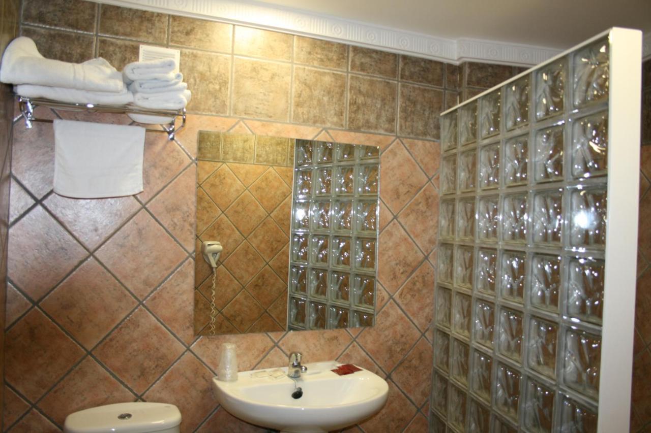 Mirador Del Ermitage Hotell La Bañeza Exteriör bild