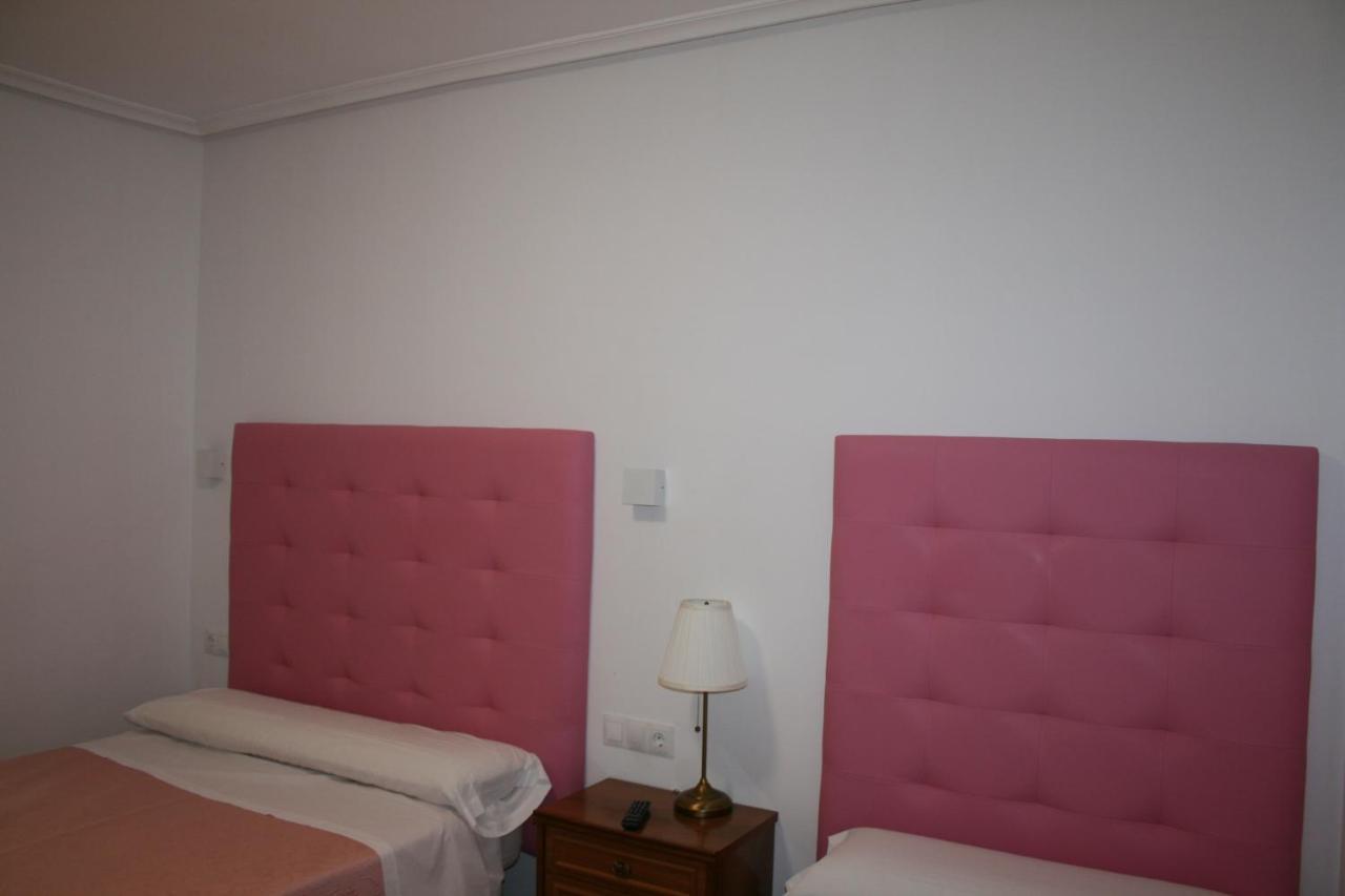 Mirador Del Ermitage Hotell La Bañeza Exteriör bild
