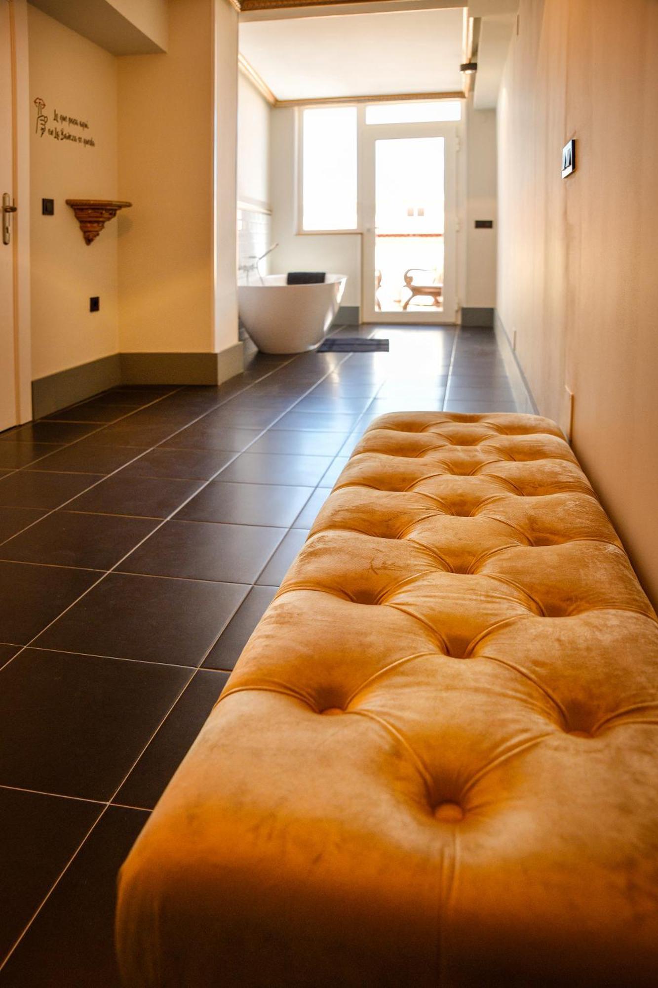 Mirador Del Ermitage Hotell La Bañeza Exteriör bild